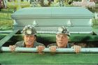 Naga Broń 33 I 1/3: Ostateczna Zniewaga (The Naked Gun 33 1/3: The Final Insult) (DVD)
