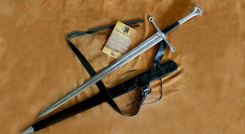 Miecz kuty The Anduril z filmu Władca 