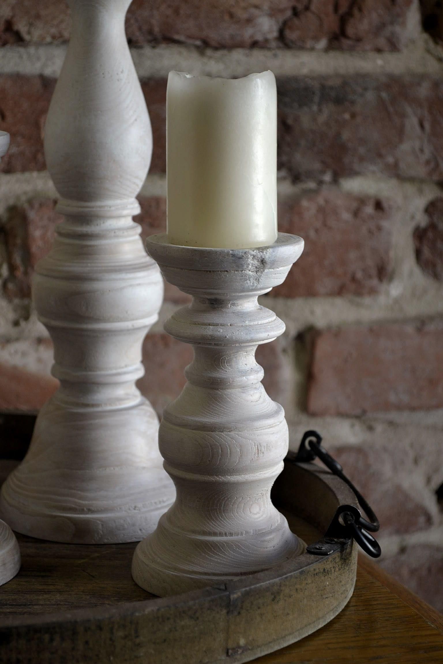 CHCESZ SIĘ PRZYŁĄCZYĆ? Witam na moim blogu poświęconym ceramice. Znajdziesz tu figurki, anioły, lampy, zegary, naczynia wykonane ręcznie z gliny. Napisz jeśli, któreś z nich wzbudzą Twoje zainteresowanie.